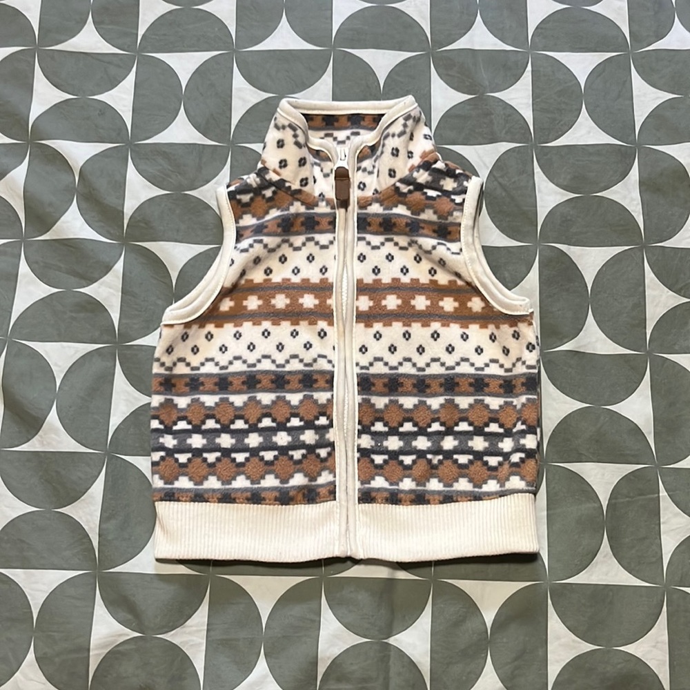 Carter’s 6M fleece vest